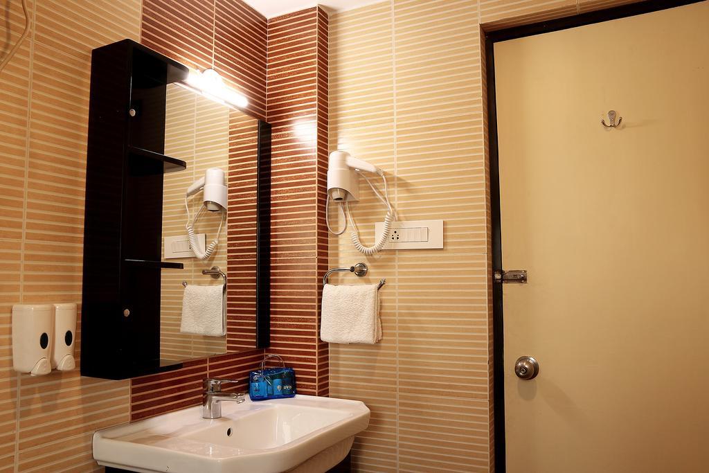 The Circle Club Inn Kolkata Ngoại thất bức ảnh
