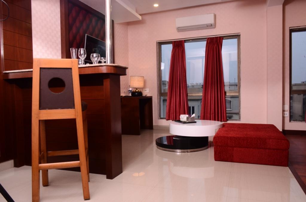 The Circle Club Inn Kolkata Ngoại thất bức ảnh